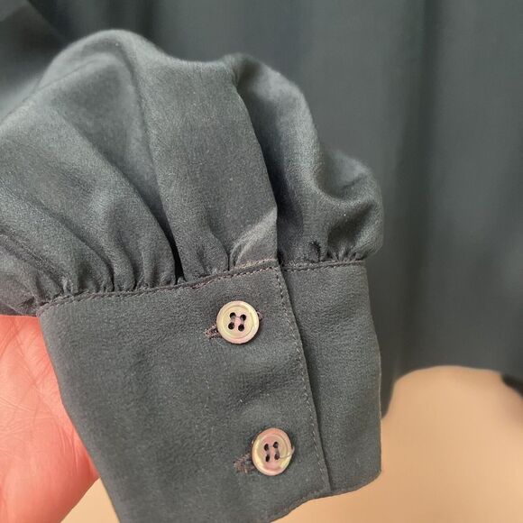 Vintage 100% Silk Long Sleeve Button‎ Up Shirt Dark green Ellen Tracy - Picture 4 of 8